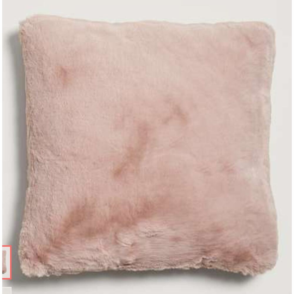 UnHide square squish plush faux fur throw pillow Rosy pink 20"x20" NEW SEALED